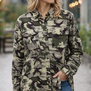 Women's Camouflage Utility Jacket